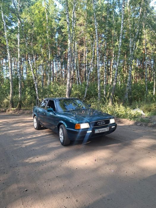 Продам Ауди 80 б4