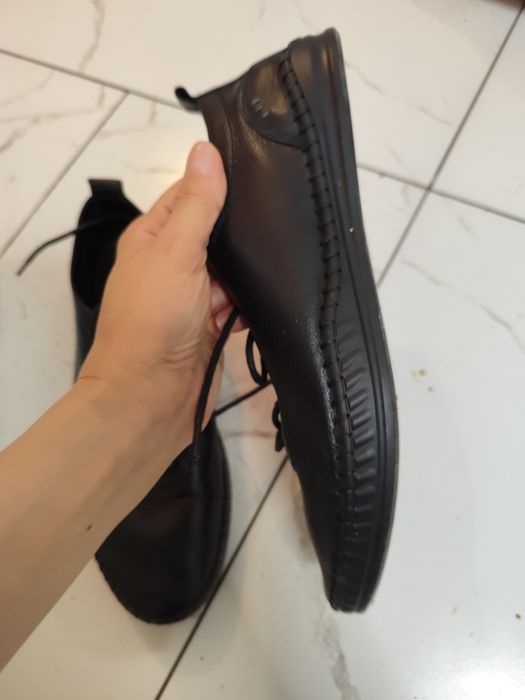 Продам туфли мужские 42