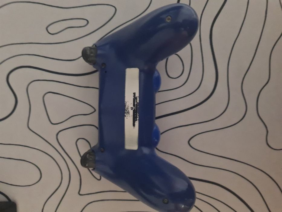 Продам джостик на playstation 4