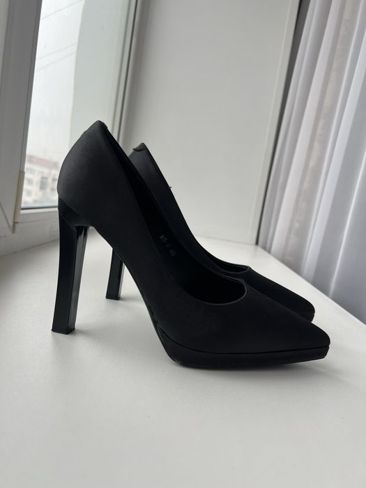 продам туфли  40 размер