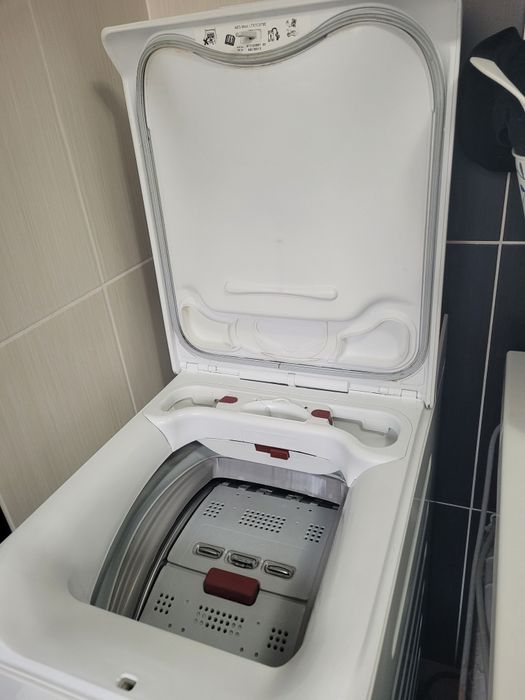 Masina de spalat rufe cu incarcare verticala AEG