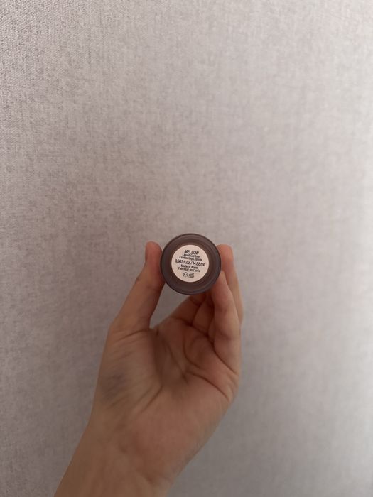 Контуринг rare beauty