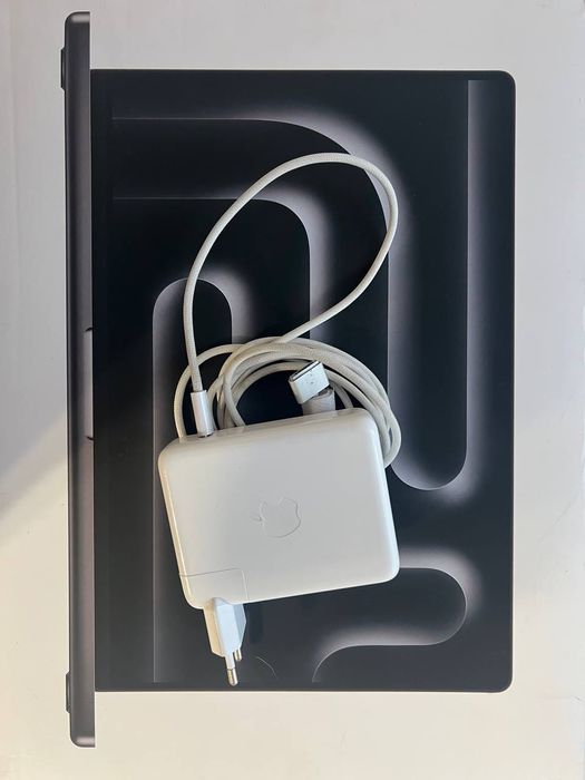 MacBook Pro 16” M3 Pro (2023) Space Black