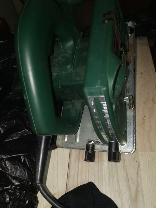 Ръчен циркуляр Bosch