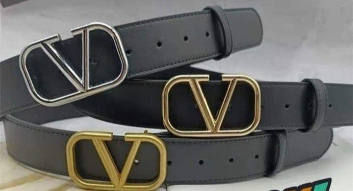 Curele unisex, logo metalic auriu, argintiu sau negru