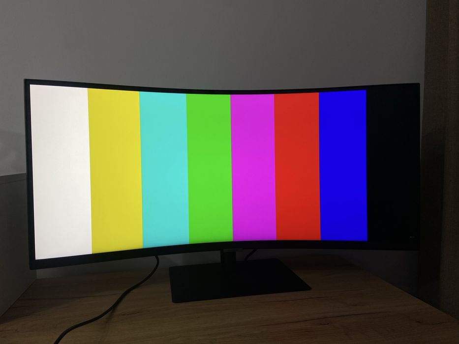 Монитор Samsung