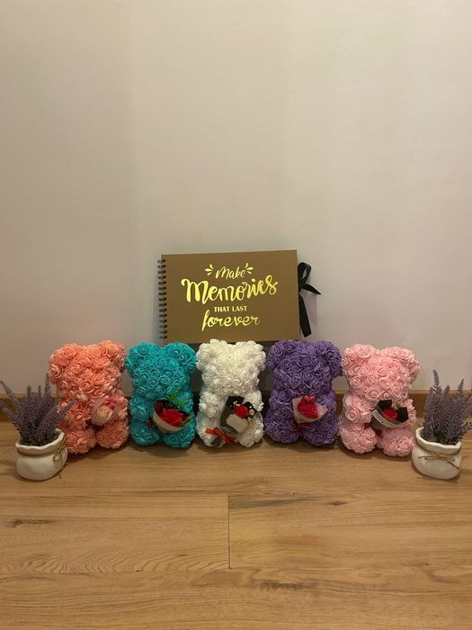 Ursuleti din Trandafiri