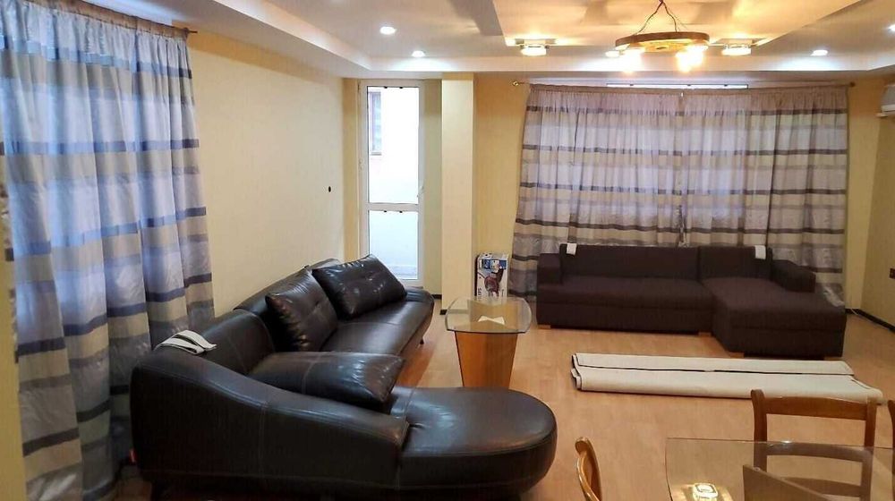 Дава се под наем Двустаен апартамент в София, Овча купел 1 - 80 кв.м за 725 € - Снимка #1