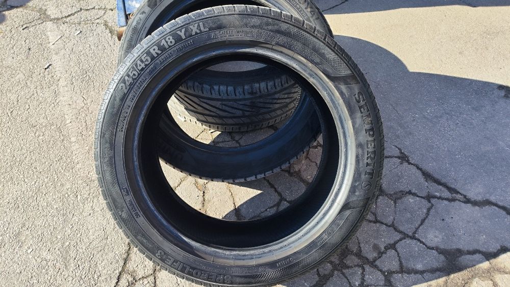 Летни гуми 245/45/18 2бр Semperit и 2бр.Uniroyal 23г и 22г