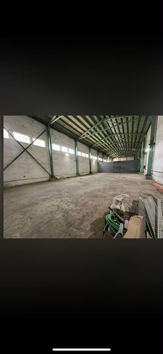 Дава се под наем Промишлена сграда в Плевен, Идеален център - 3000 кв.м за 1994.61 € - Снимка #3