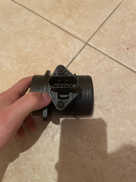 Продавам части за audi