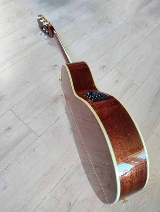 Електро акустична китара Jbanez