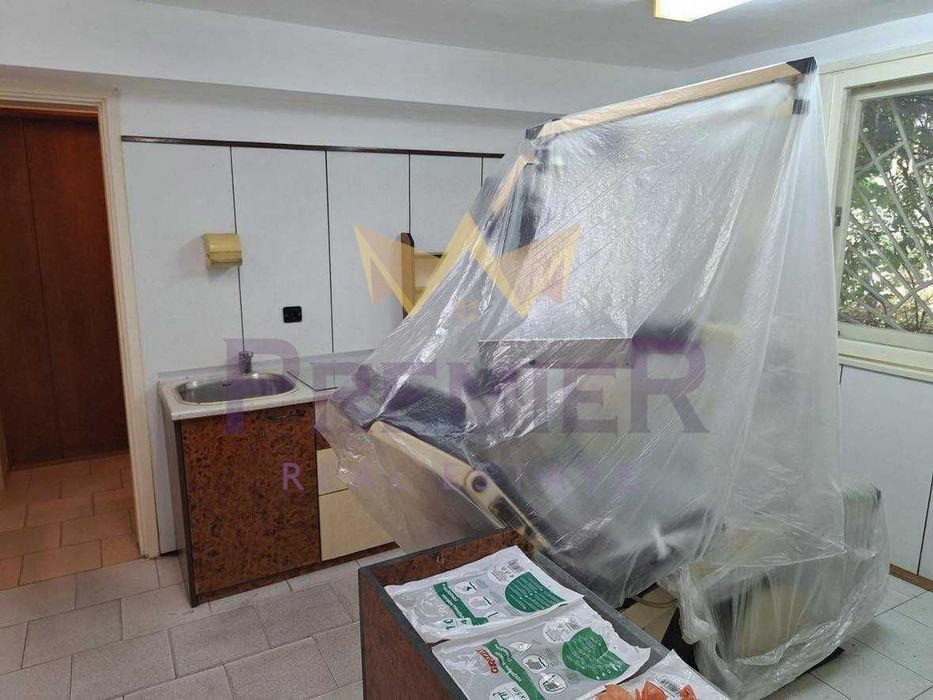 Продава се Офис в Варна, Лятно кино Тракия - 52 кв.м за 1321 €/кв.м - Снимка #5