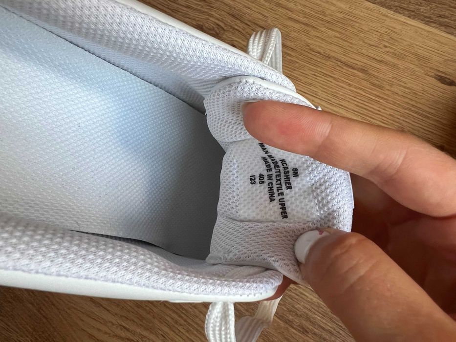 Calvin Klein бели маратонки