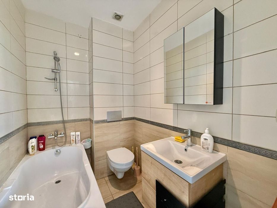 COSMOPOLIS - Apartament cu 2 camere tip studio, mobilat si utilat.