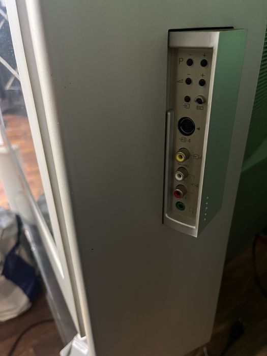 Телевизор Sony Trinitron 32