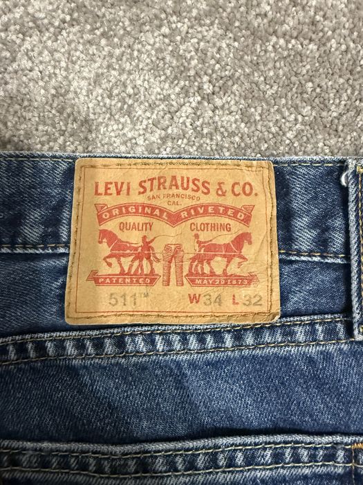 Blugi Levi’s pentru barbati