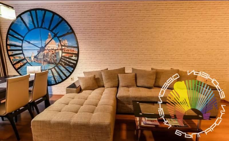 Дава се под наем Тристаен апартамент в Бургас, Братя Миладинови - 107 кв.м за 561 € - Снимка #2