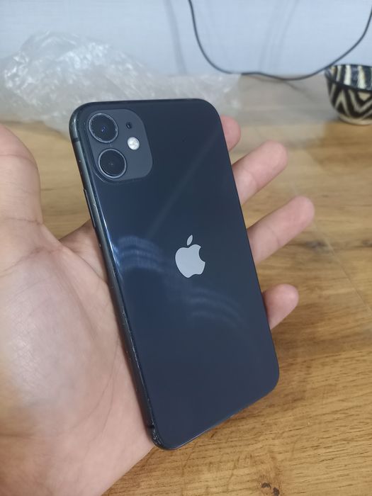 IPhone 11 64/73%
