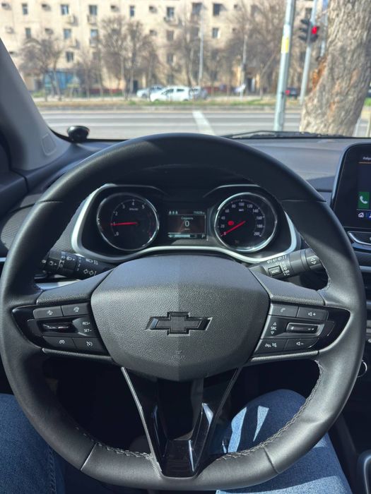 Срочно Tracker 2 2023