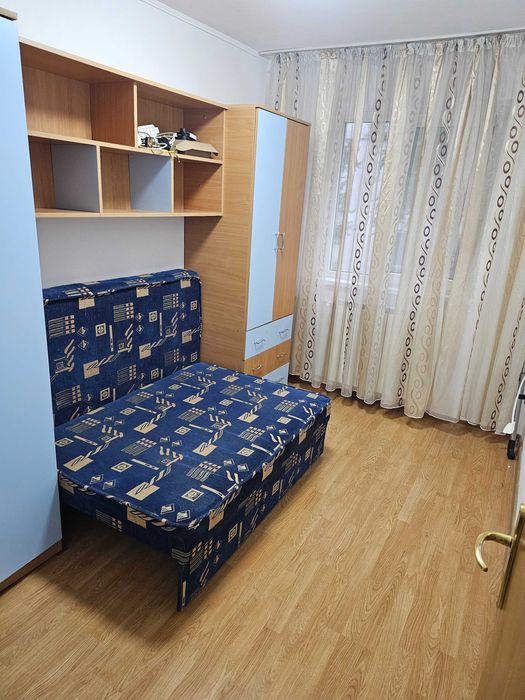 Inchiriez apartament