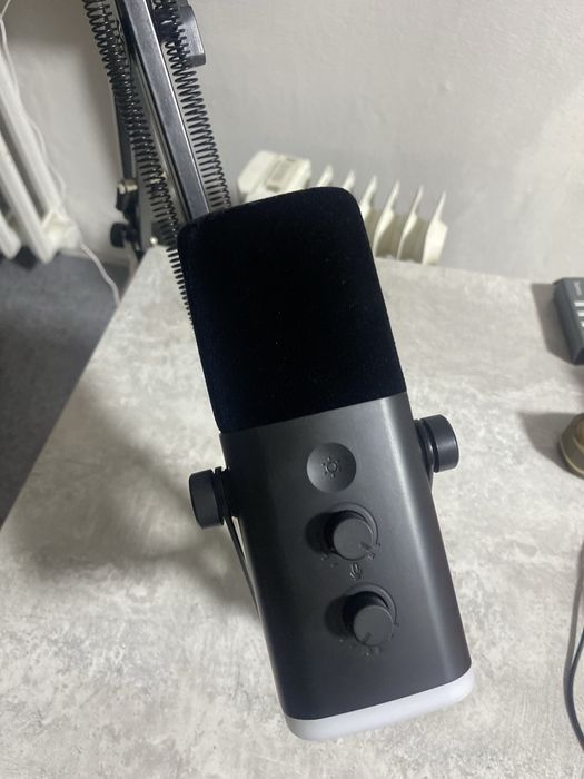 Продаю мышь клаву коврик наушник