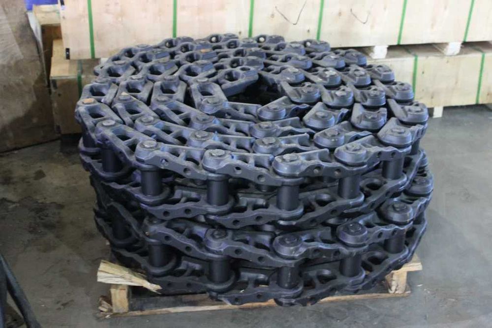 Гусеница Hitachi ZX240