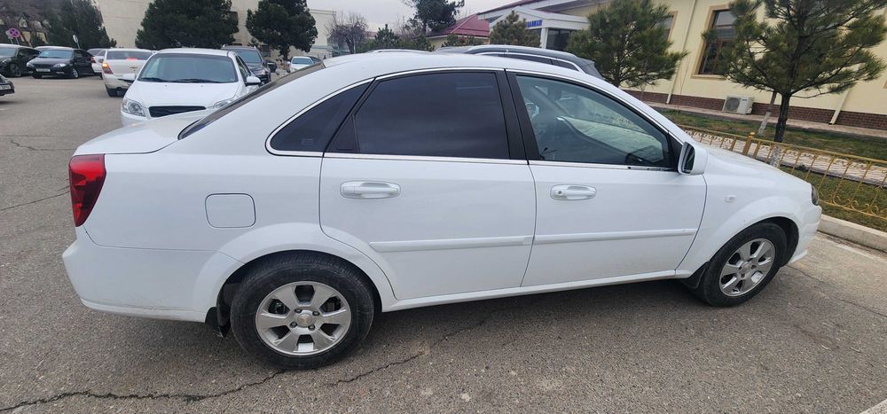 Жентра шевролеттттттт