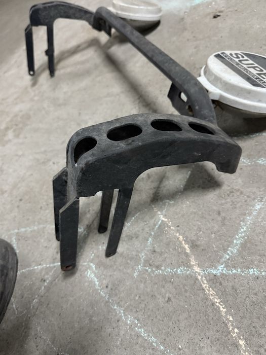 Продам держатель для фар