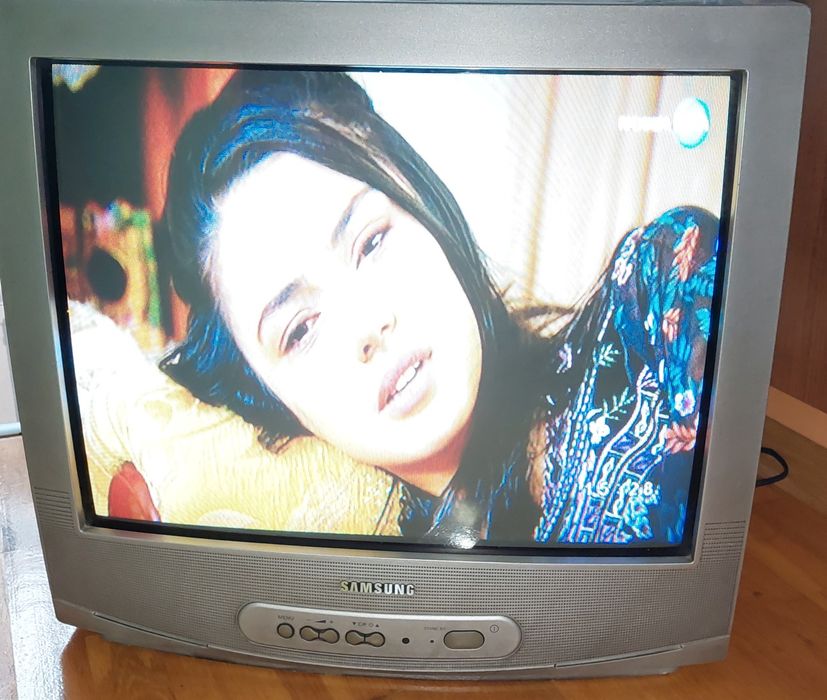 Телевизор Samsung CZ-21F53T,SOHY