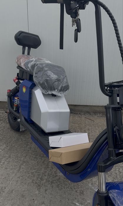 Scuter electric pentru copii