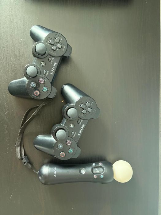 Продаю PS3 slim 250гб