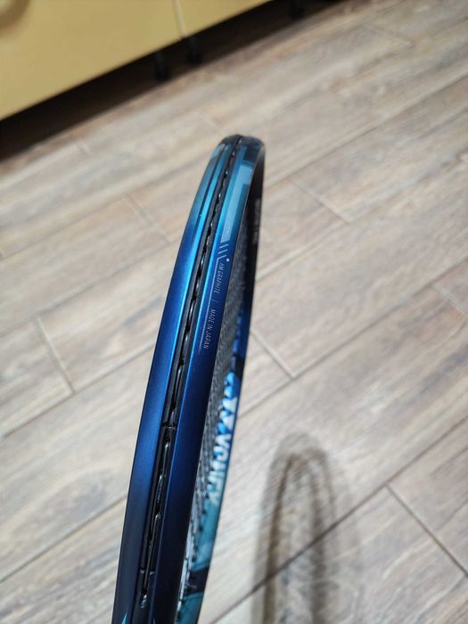 Racheta Yonex Ezone 100