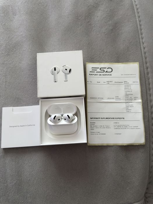 Apple AirPods 4