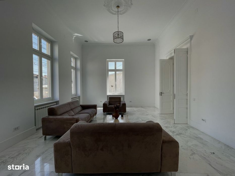 De închiriat Casa/Vila Ultracentral Comercial / Rezidențial
