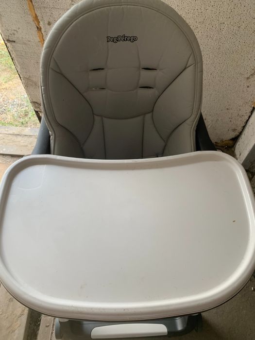 Стульчик для кормления ребенка