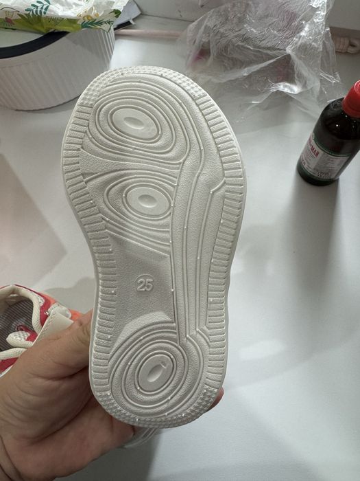 Продам детские красовки