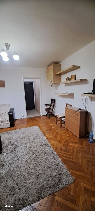 Costin Georgian metrou, garsoniera. parter/10