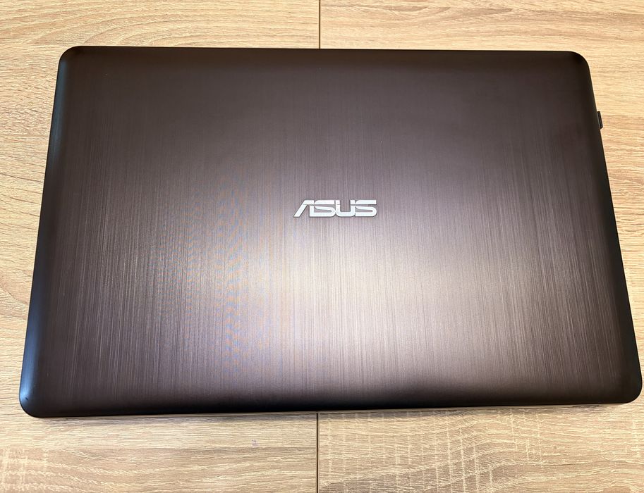 Лаптоп ASUS 540LA