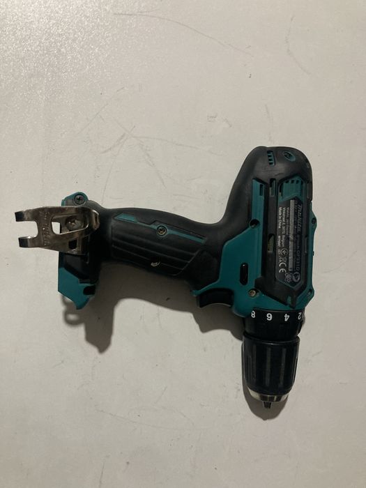 Autofiletanta Makita 10,8v DF331D Doar Dorp