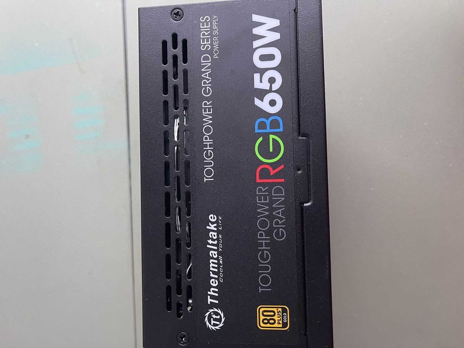 Sursa ThermalTake RGB 650W ToughPower Grand Modular (Fara Cabluri)