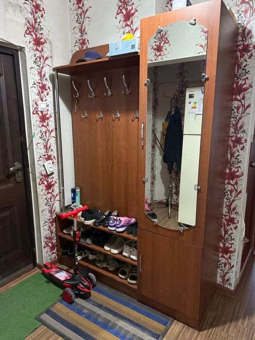 Срочна продам прихожку