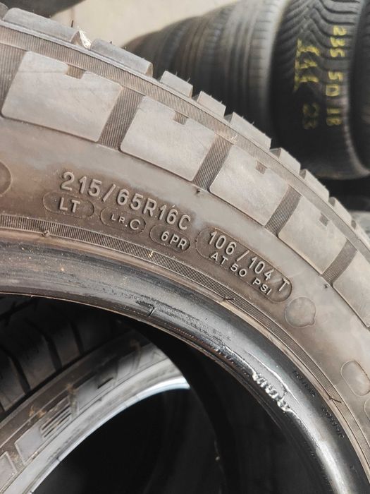 2бр.летни гуми 215/65/16C Michelin