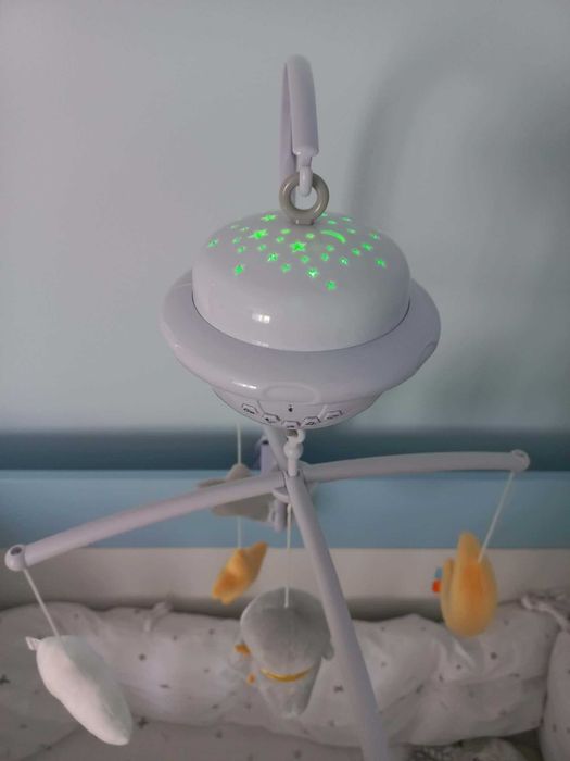 Музикална въртележка с проектор Chipolino - Пингвинче