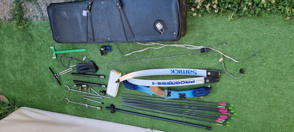 Set arc profesional tir, cu sageti si accesorii