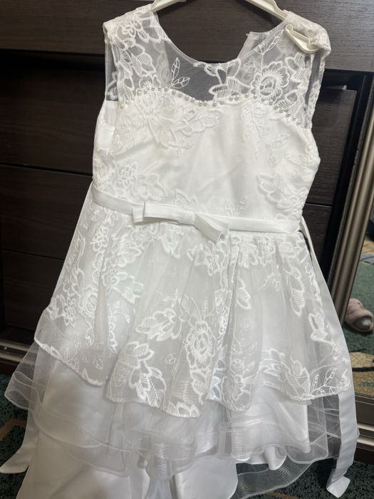 Поатье нарядное для девочек