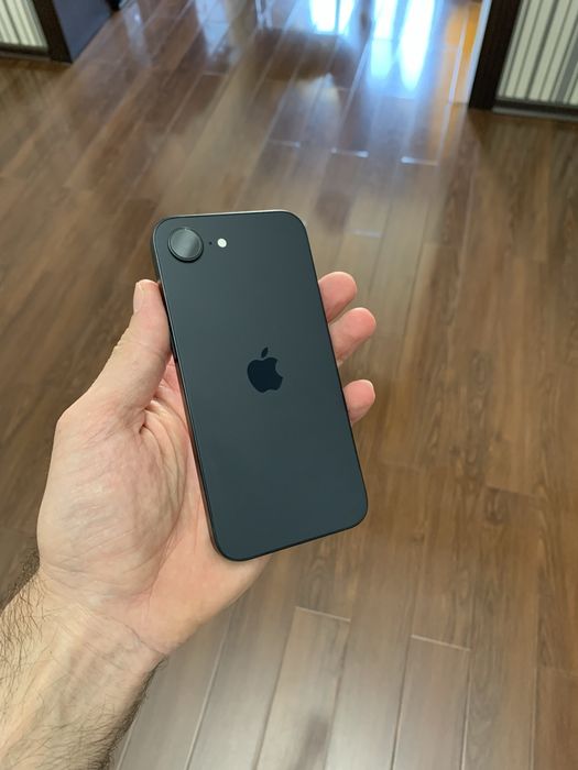 iPhone 16E 128GB Black 100%