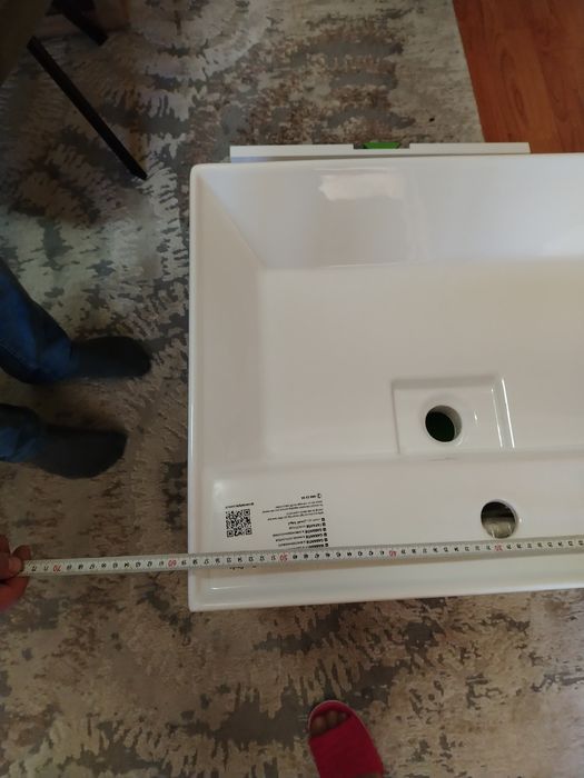 Шкаф за баня с мивка