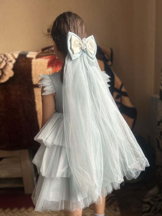 Платье новая на 7 лет