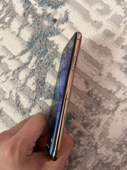 IPhone 11 pro max золотистый 256 гб